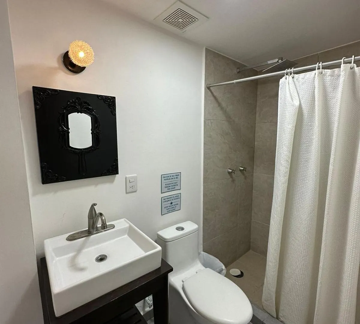 Capsule hotel Caribbean Boutique Rooms Cancun