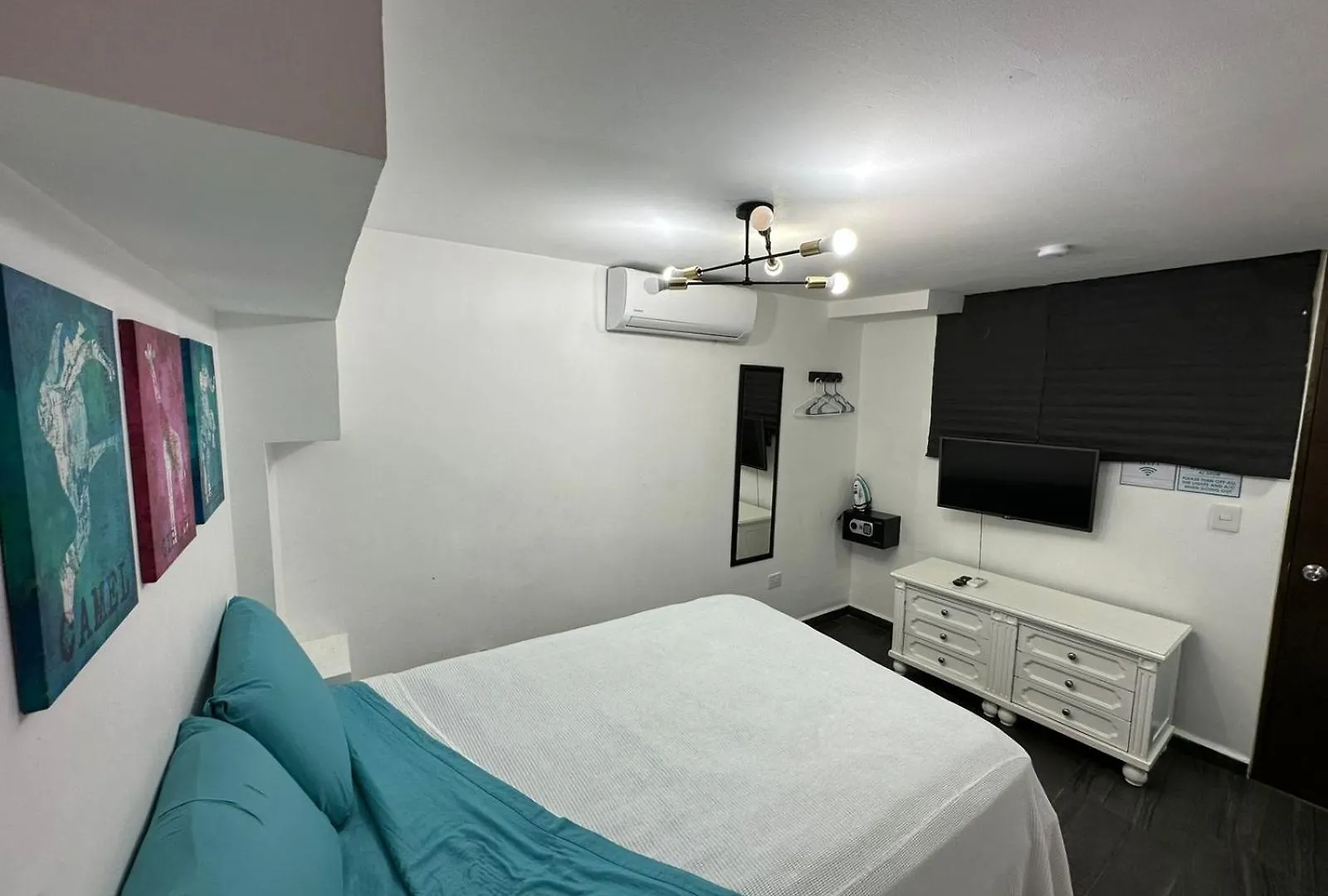 Capsule hotel Caribbean Boutique Rooms Cancun Mexico