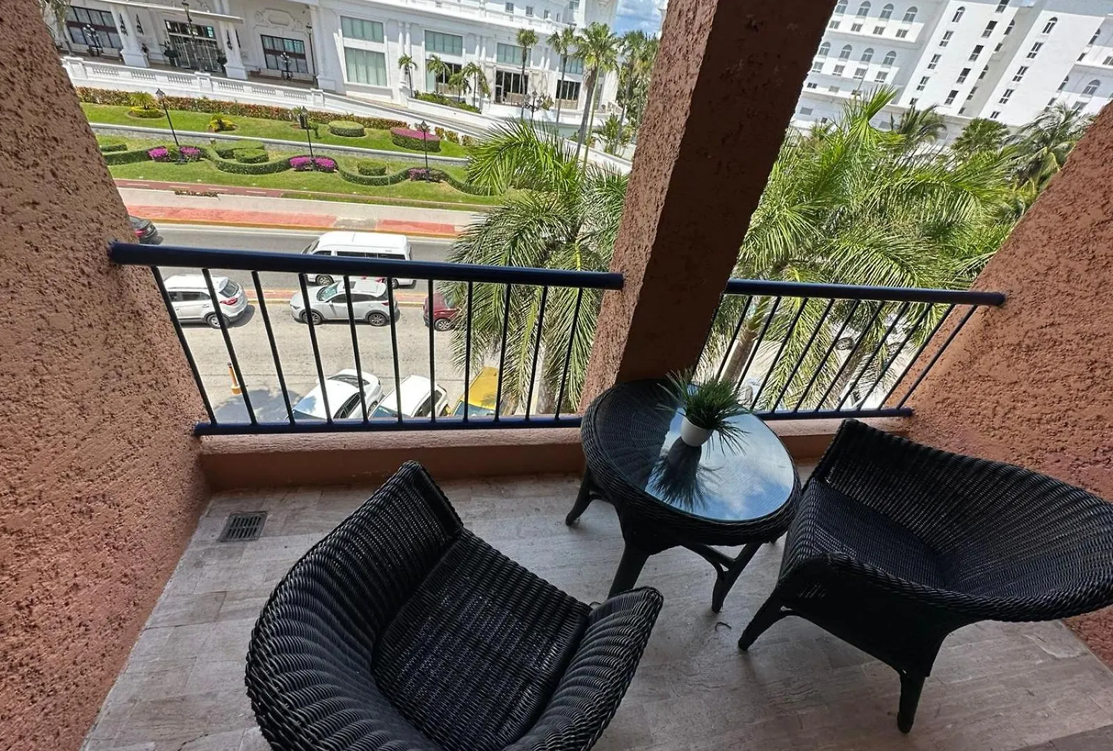 Caribbean Boutique Rooms Cancun Capsule hotel