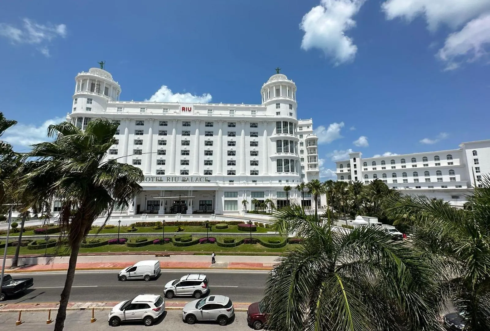 Capsule hotel Caribbean Boutique Rooms Cancun Mexico